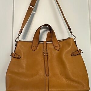 Elegant Tan Leather Tote Bag